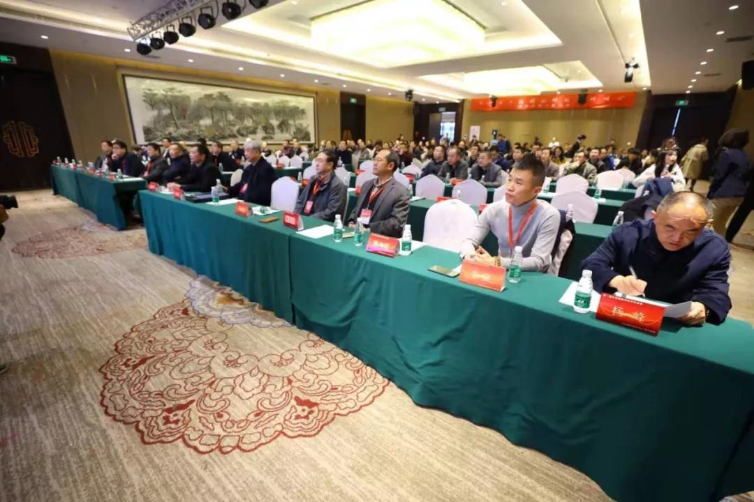 陜西傳媒網(wǎng)報(bào)道—西安國際醫(yī)學(xué)中心醫(yī)院“腦膠質(zhì)瘤綜合診療中心”啟動(dòng)