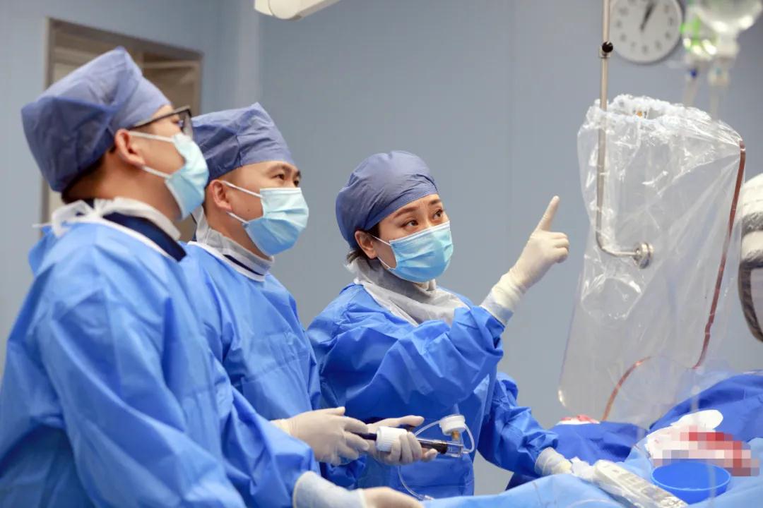 60分鐘打通“心路”！小伙子沖進(jìn)診室，激動(dòng)地說(shuō)：我可找到你了！