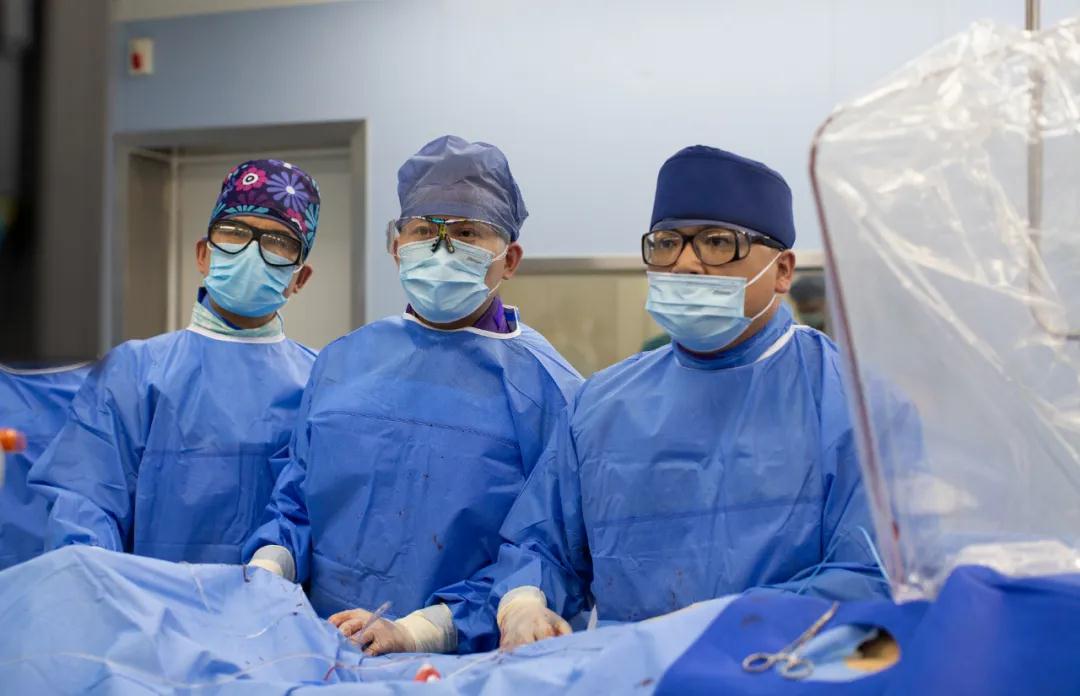 完美！僅5毫米手術(shù)傷口，解決七旬老人主動(dòng)脈夾層及多年“房顫”帶來(lái)的腦卒中煩惱！