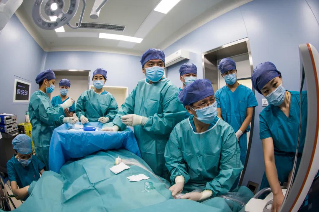 健康時(shí)報(bào)—針尖上的黑科技來(lái)了！以針代刀“燒烤”惡性腫瘤組織