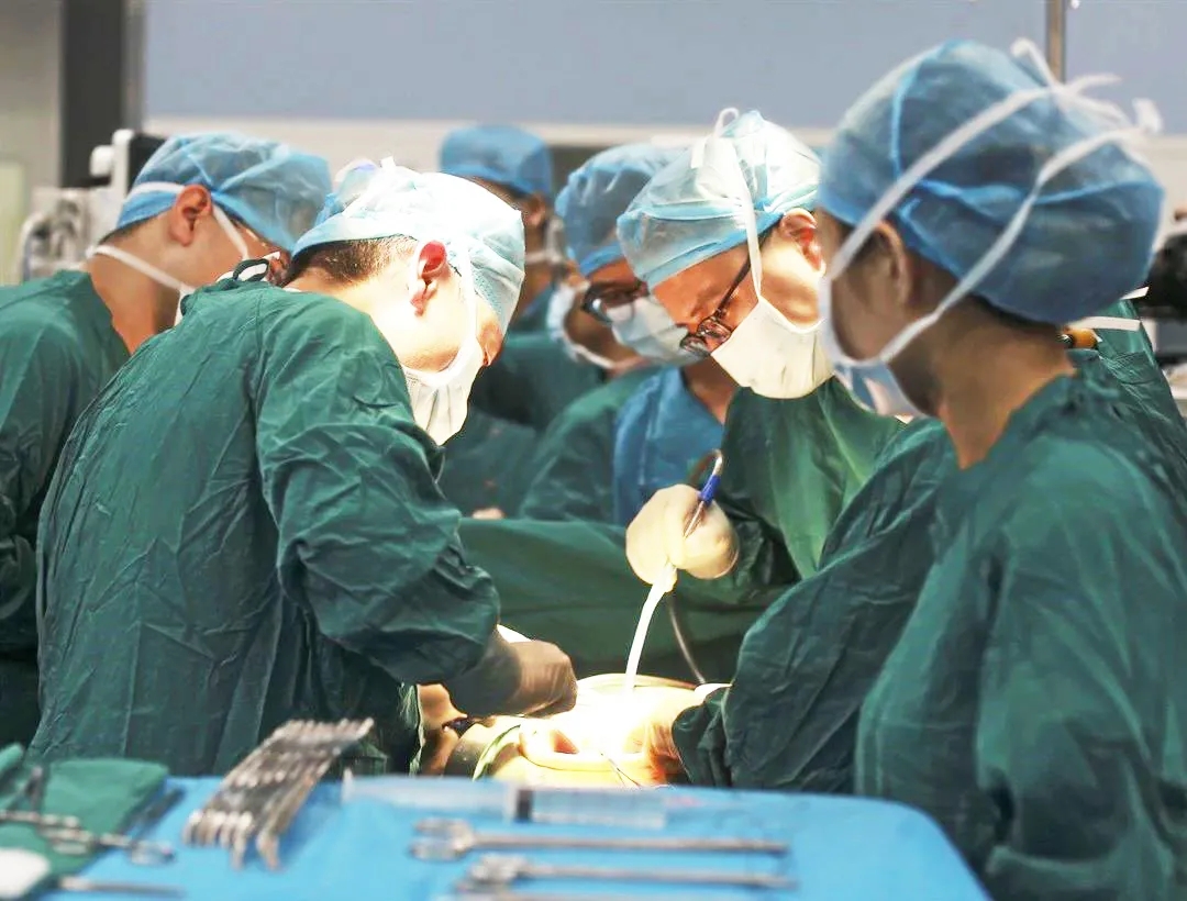 60歲女性，腹圍持續(xù)增大似懷孕10月，原因究竟為何？