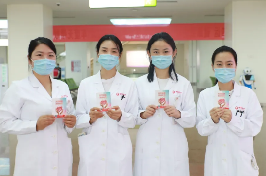 傳遞愛心 拯救生命——我院舉行“服務十四運，健康我的城”無償獻血活動