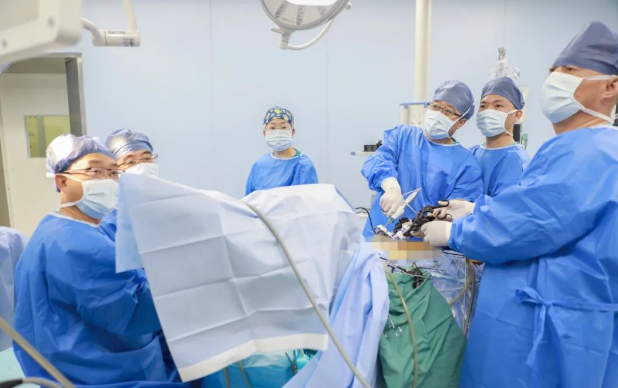 病變距肛門僅4厘米！滅瘤保肛！我院成功完成直腸癌“榻榻米”手術(shù)