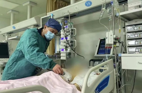 西北地區(qū)首例！西安國際醫(yī)學中心醫(yī)院為一名16歲小伙完成“人工心臟”微創(chuàng)植入術